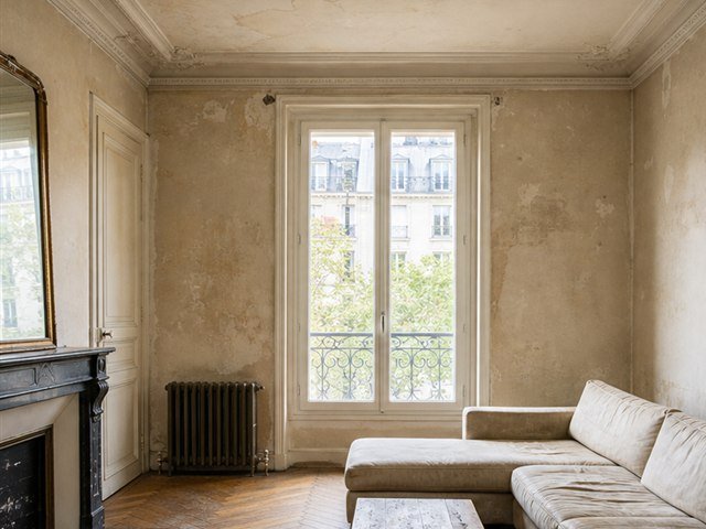 Salon avant travaux de peinture et finitions